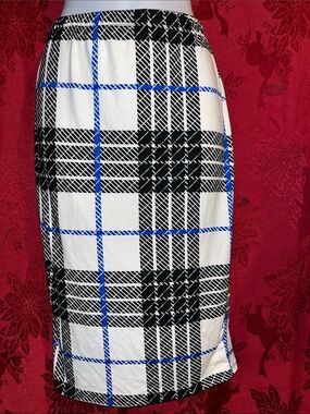 Plaid Pencil Skirt - White, Black & Blue
